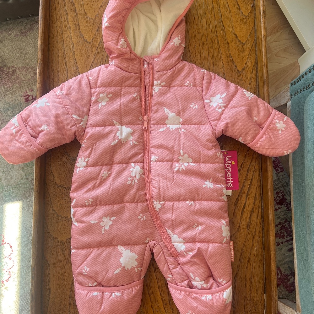 Winter snow suit